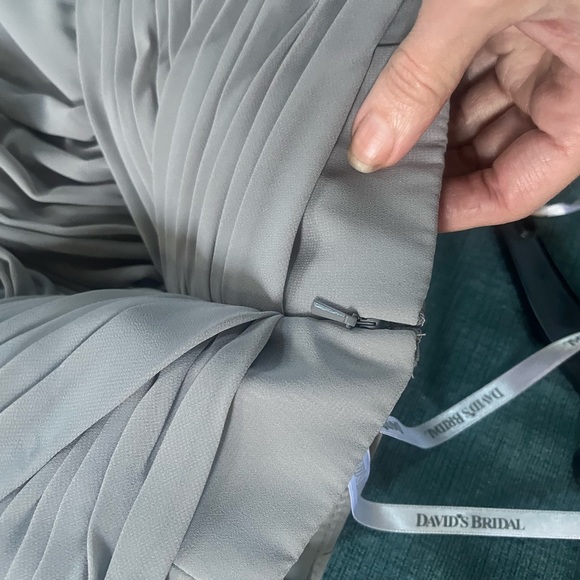 David’s Bridal • Long Sleeveless Gown Lavender-grey • 6 - Picture 3 of 4